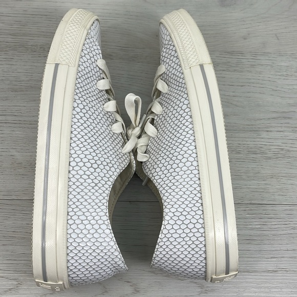 Converse All-Star Leather Low Tops Women’s Size 9 Shoes - Picture 7 of 9